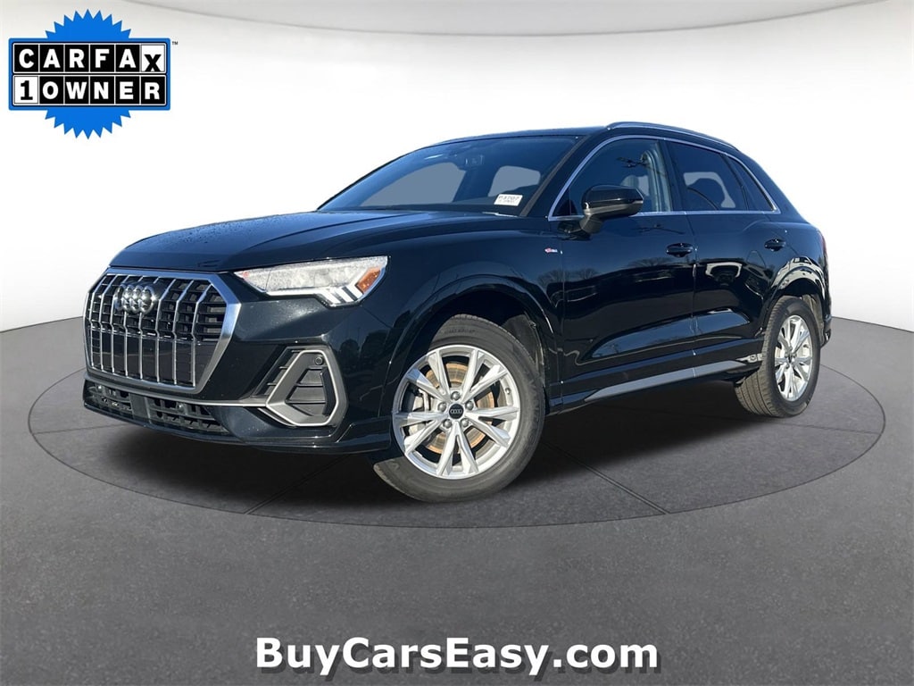2024 Audi Q3 S Line Premium's photo