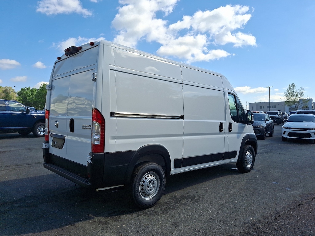 New 2025 Ram ProMaster PROMASTER 2500 TRADESMAN CARGO VAN HIGH ROOF 136' Cargo Van