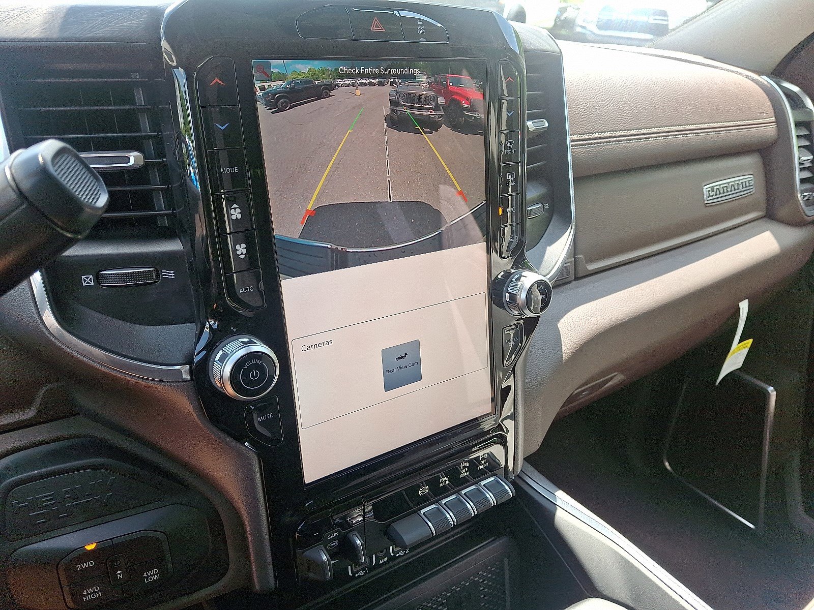 2025 RAM 2500 Laramie - Photo 14