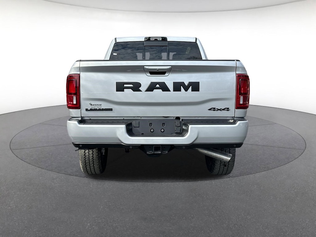 New 2026 Ram 3500 LARAMIE CREW CAB 4X4 6'4 BOX Crew Cab