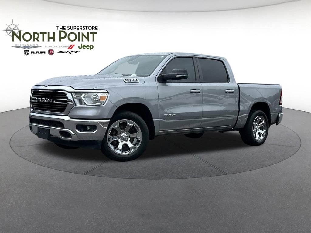 2021 RAM 1500 Big Horn/Lone Star 4x4 Crew Cab 5'7's photo