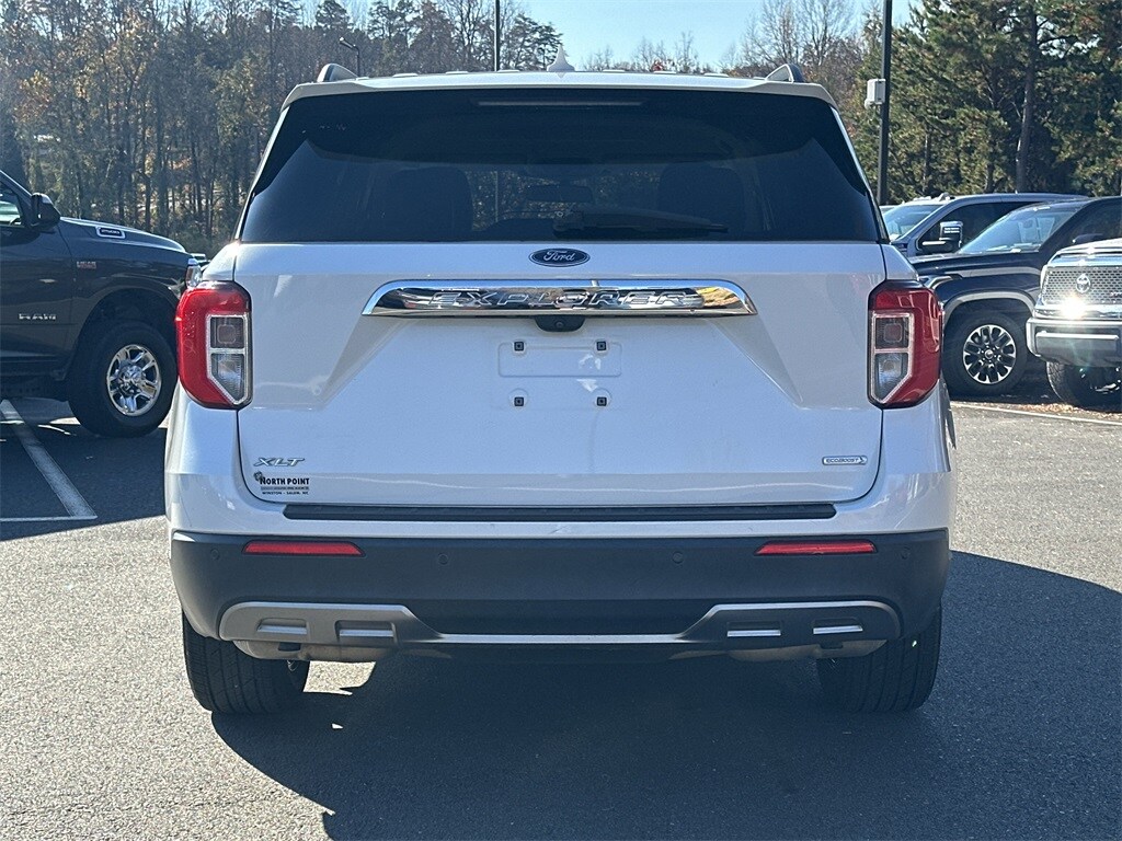 2020 Ford Explorer XLT photo 3