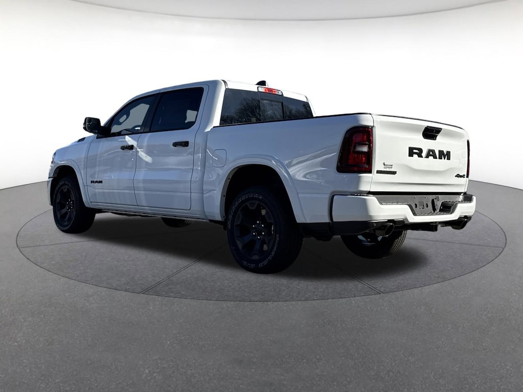 New 2026 Ram 1500 BIG HORN CREW CAB 4X4 5'7 BOX Crew Cab