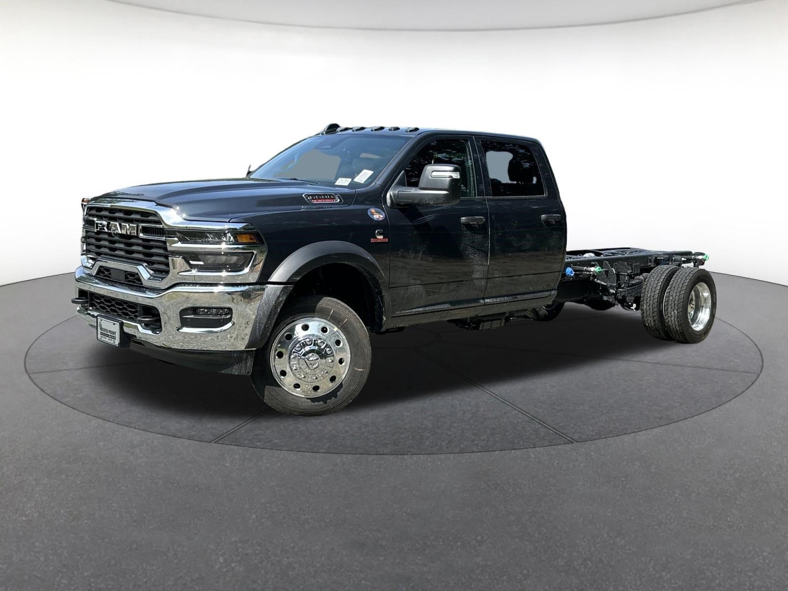 2026 RAM 5500 Big Horn 4X4 Crew Cab DRW 197" WB's photo