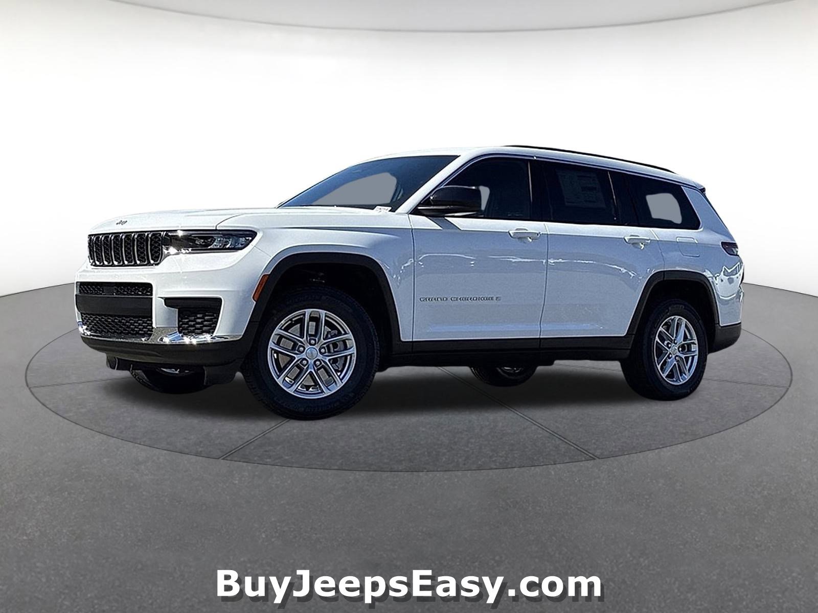 2025 Jeep Grand Cherokee L Laredo's photo
