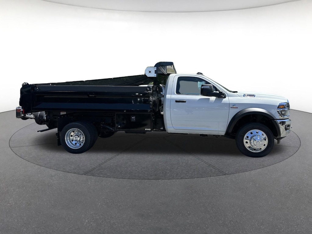 New 2026 Ram 5500 Chassis Cab TRADESMAN REGULAR 4X4 84' CA Regular Cab