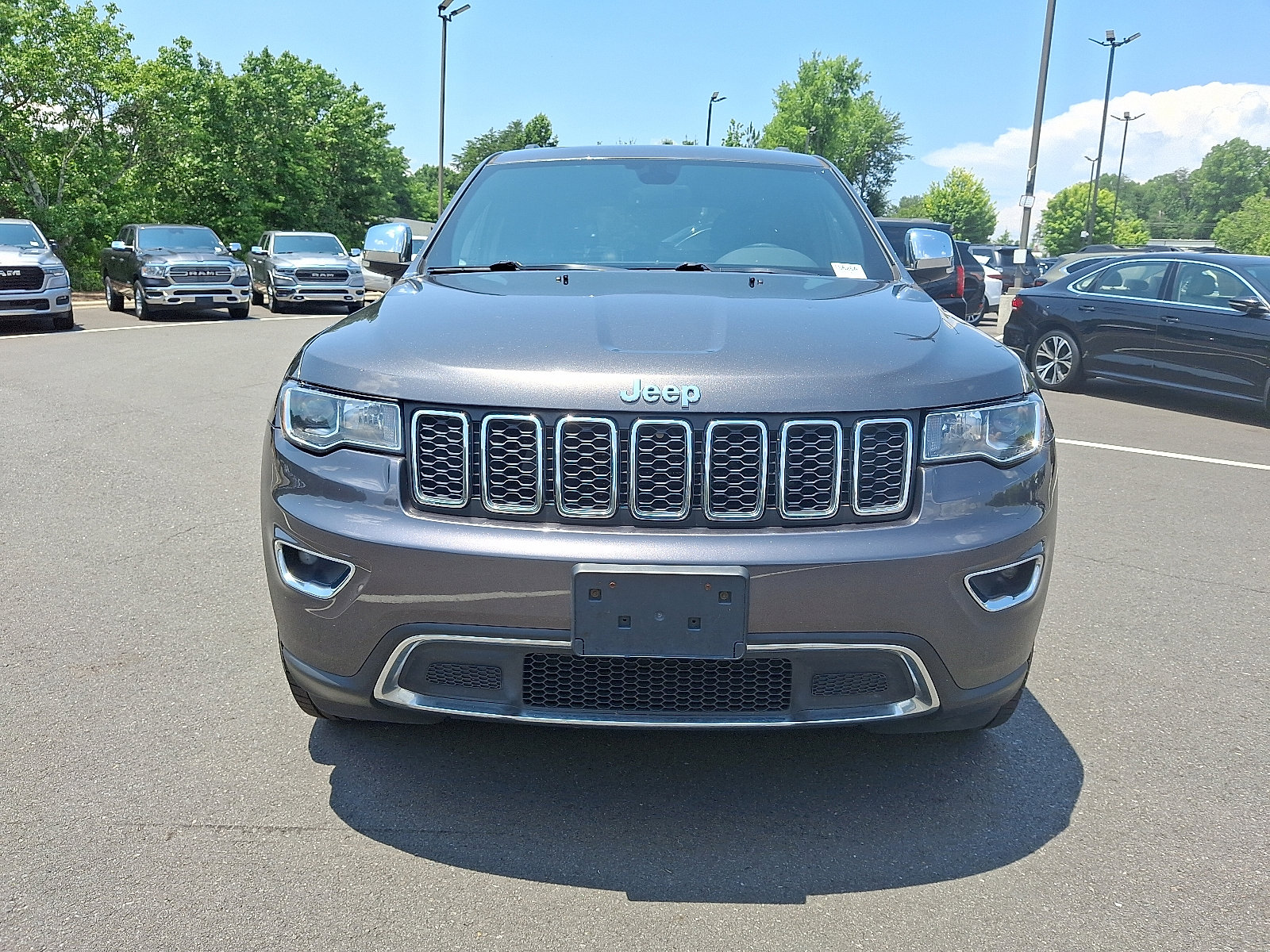 Used 2017 Jeep Grand Cherokee Limited with VIN 1C4RJFBG8HC738818 for sale in Winston Salem, NC