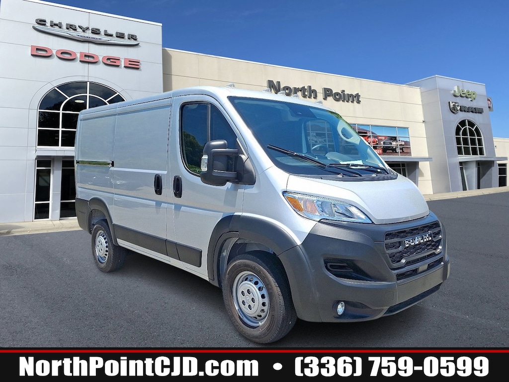 New 2025 Ram ProMaster PROMASTER 1500 TRADESMAN CARGO VAN LOW ROOF 118' W Cargo Van