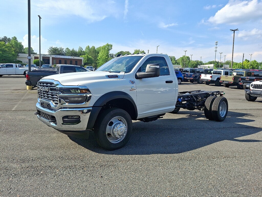 New 2025 Ram 4500 Chassis Cab 4500 TRADESMAN CHASSIS REGULAR CAB 4X4 84' CA Regular Cab