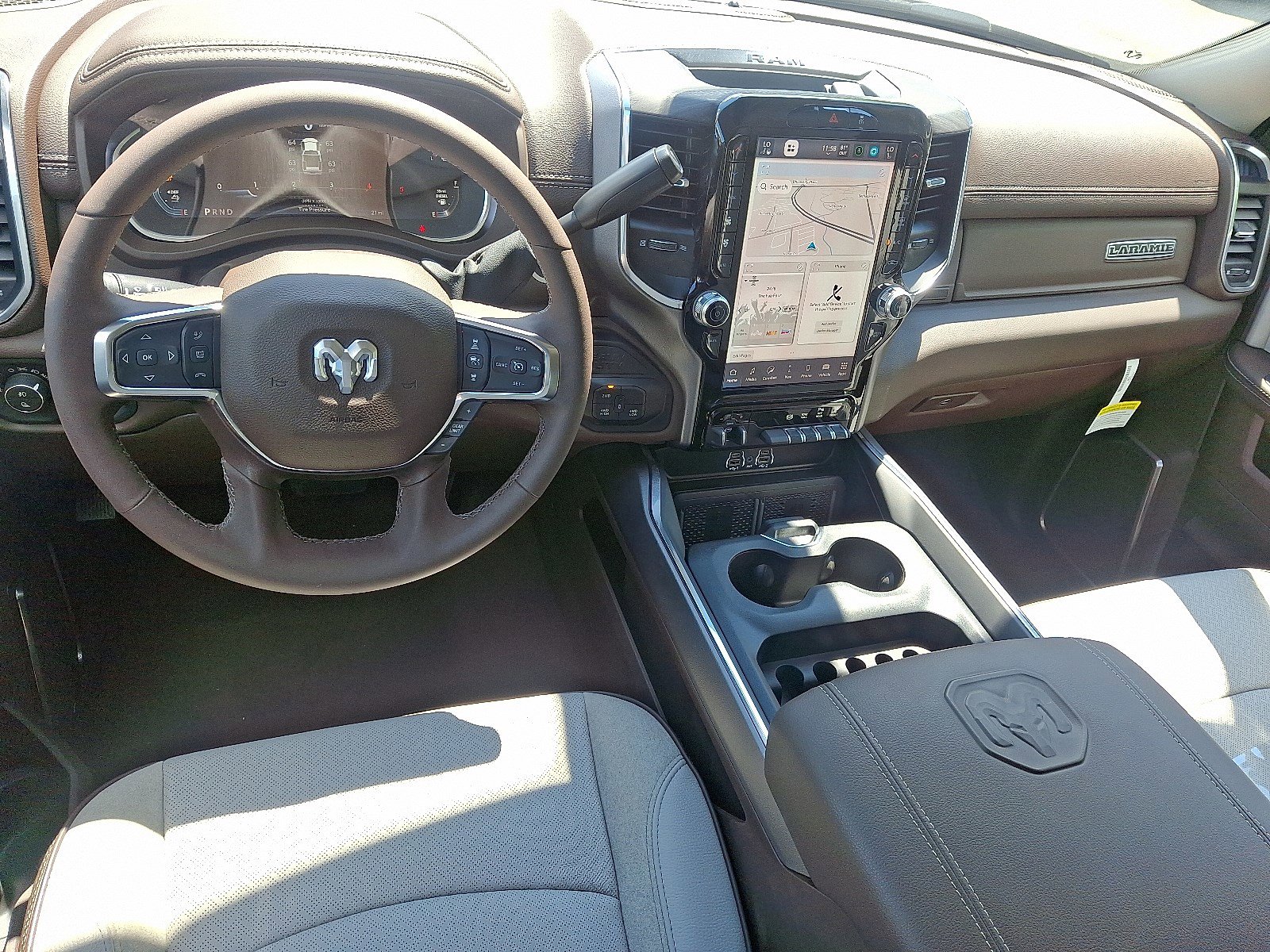 2025 RAM 2500 Laramie - Photo 9