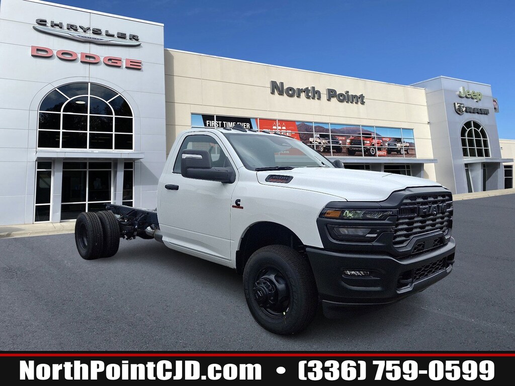 New 2025 Ram 3500 Chassis Cab 3500 TRADESMAN CHASSIS REGULAR CAB 4X4 84' CA Regular Cab