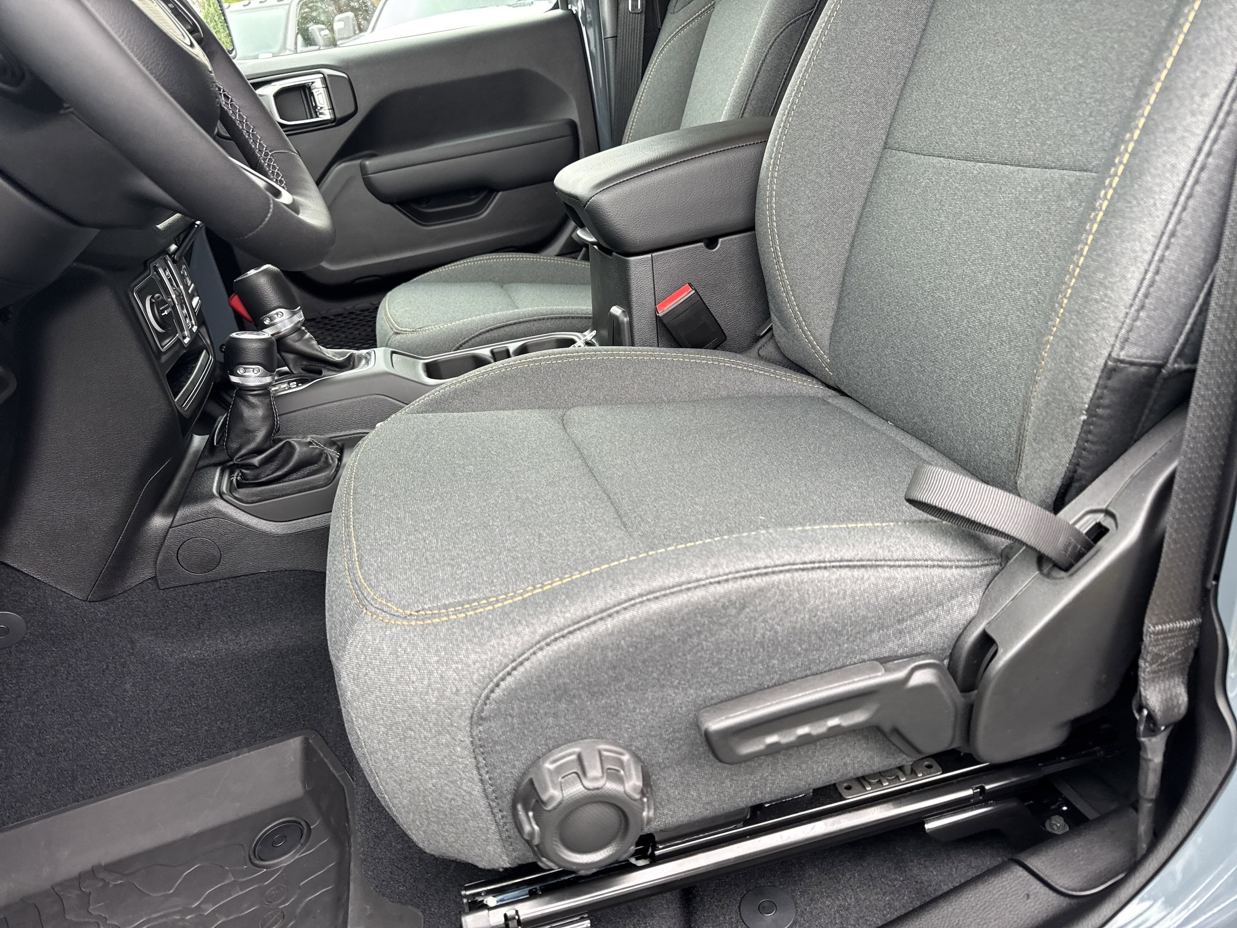2025 Jeep Wrangler 4-Door Sport S - Photo 9
