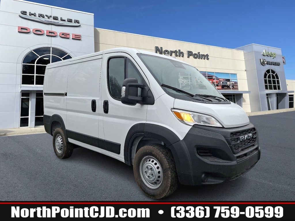 New 2025 Ram ProMaster PROMASTER 1500 TRADESMAN CARGO VAN LOW ROOF 118' W Cargo Van