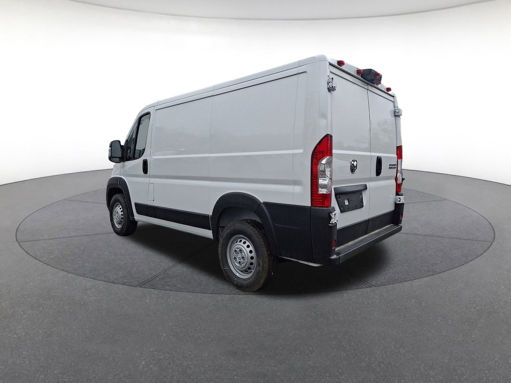New 2025 Ram ProMaster PROMASTER 1500 TRADESMAN CARGO VAN LOW ROOF 118' W Cargo Van
