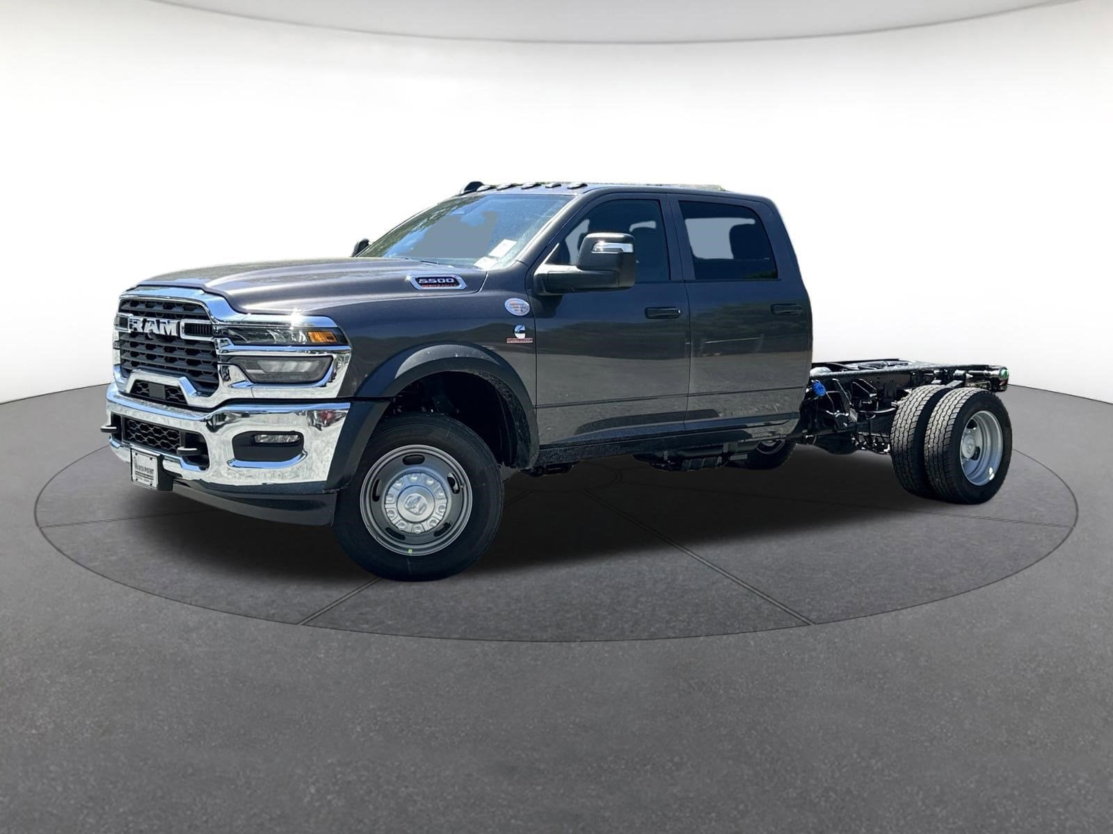 2026 RAM 5500 Tradesman 4X4 Crew Cab DRW 197" WB's photo