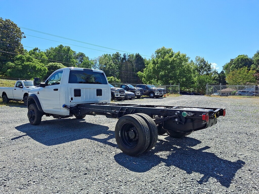 New 2025 Ram 5500 Chassis Cab 5500 TRADESMAN CHASSIS REGULAR CAB 4X2 108' CA Regular Cab