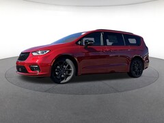2026 Chrysler Pacifica LIMITED Passenger Van
