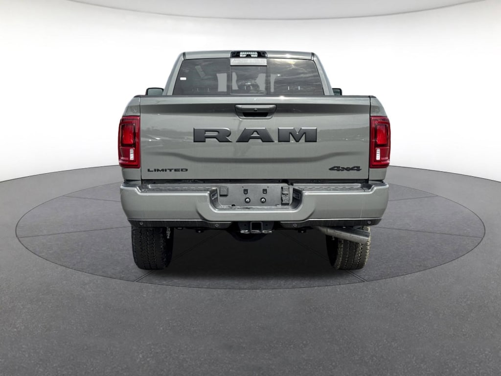 New 2026 Ram 2500 LIMITED CREW CAB 4X4 6'4 BOX Crew Cab
