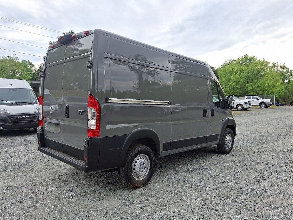 New 2025 Ram ProMaster PROMASTER 2500 TRADESMAN CARGO VAN HIGH ROOF 136' Cargo Van