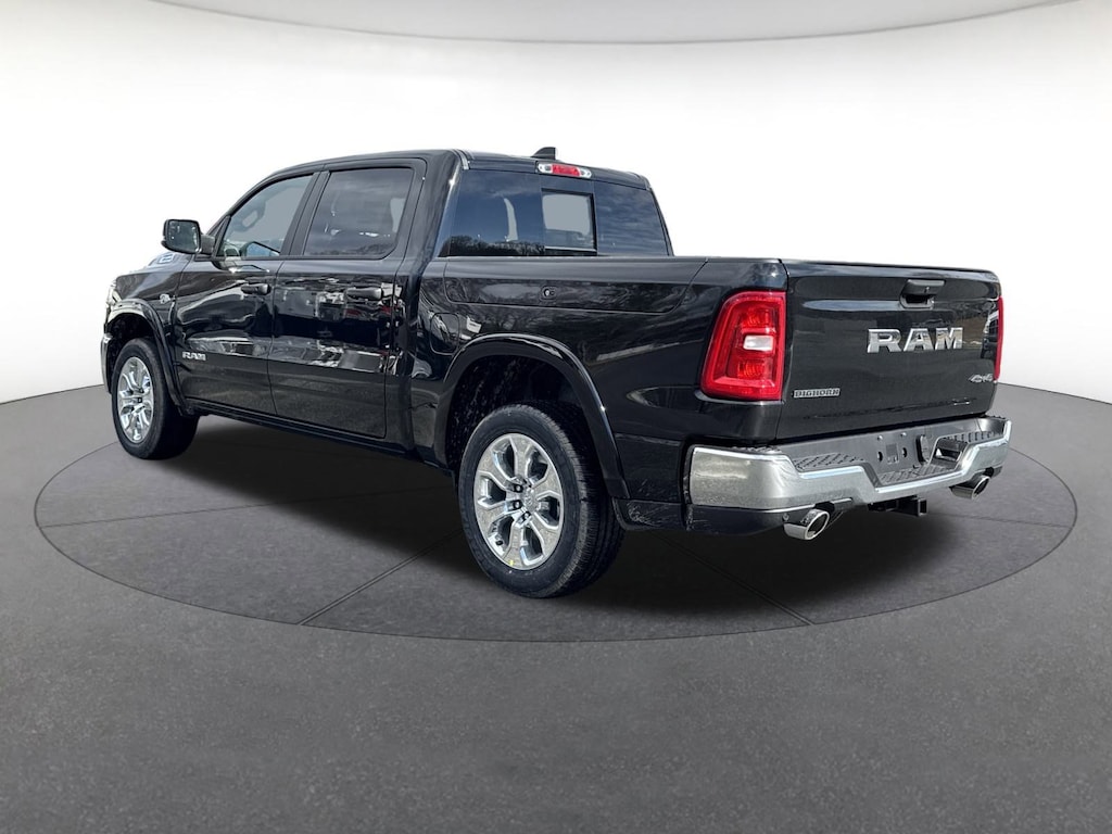 New 2026 Ram 1500 BIG HORN CREW CAB 4X4 5'7 BOX Crew Cab