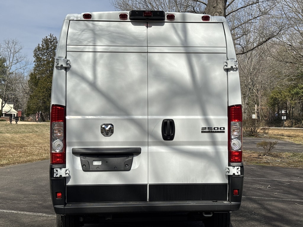 New 2026 Ram ProMaster PROMASTER 2500 TRADESMAN CARGO VAN HIGH ROOF 136' Cargo Van