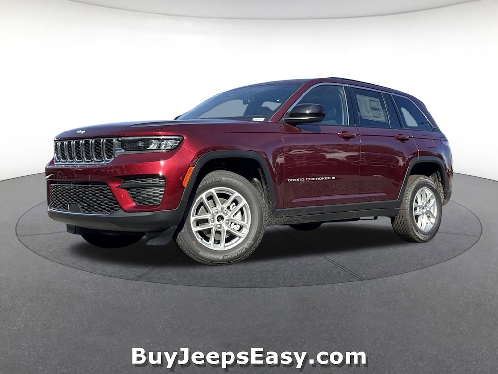 New 2025 Jeep Grand Cherokee LAREDO X 4X4 Sport Utility