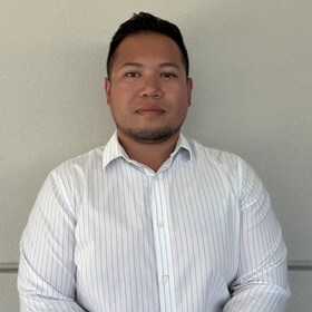 Staff member Henry Nheoun from ID_889d64fcc35f