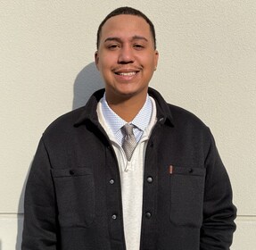 Staff member Larry Highfill from ID_889d64fcc35f