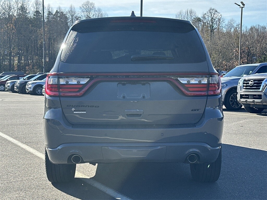 2022 Dodge Durango GT Plus photo 3