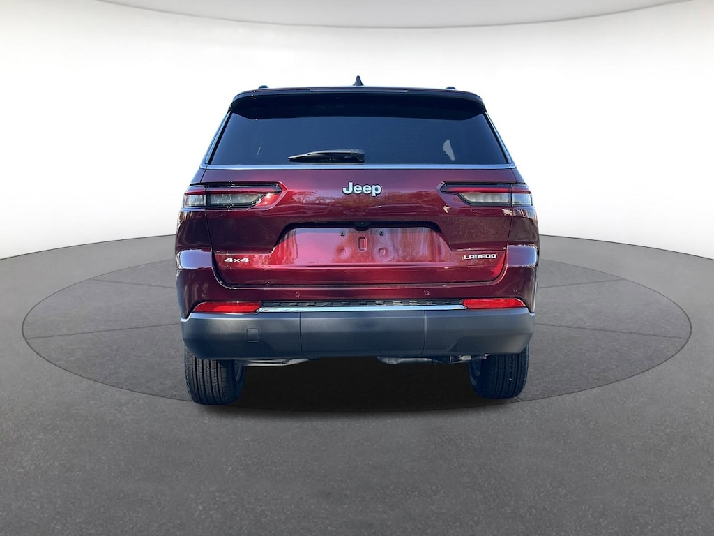 New 2025 Jeep Grand Cherokee L LAREDO X 4X4 Sport Utility