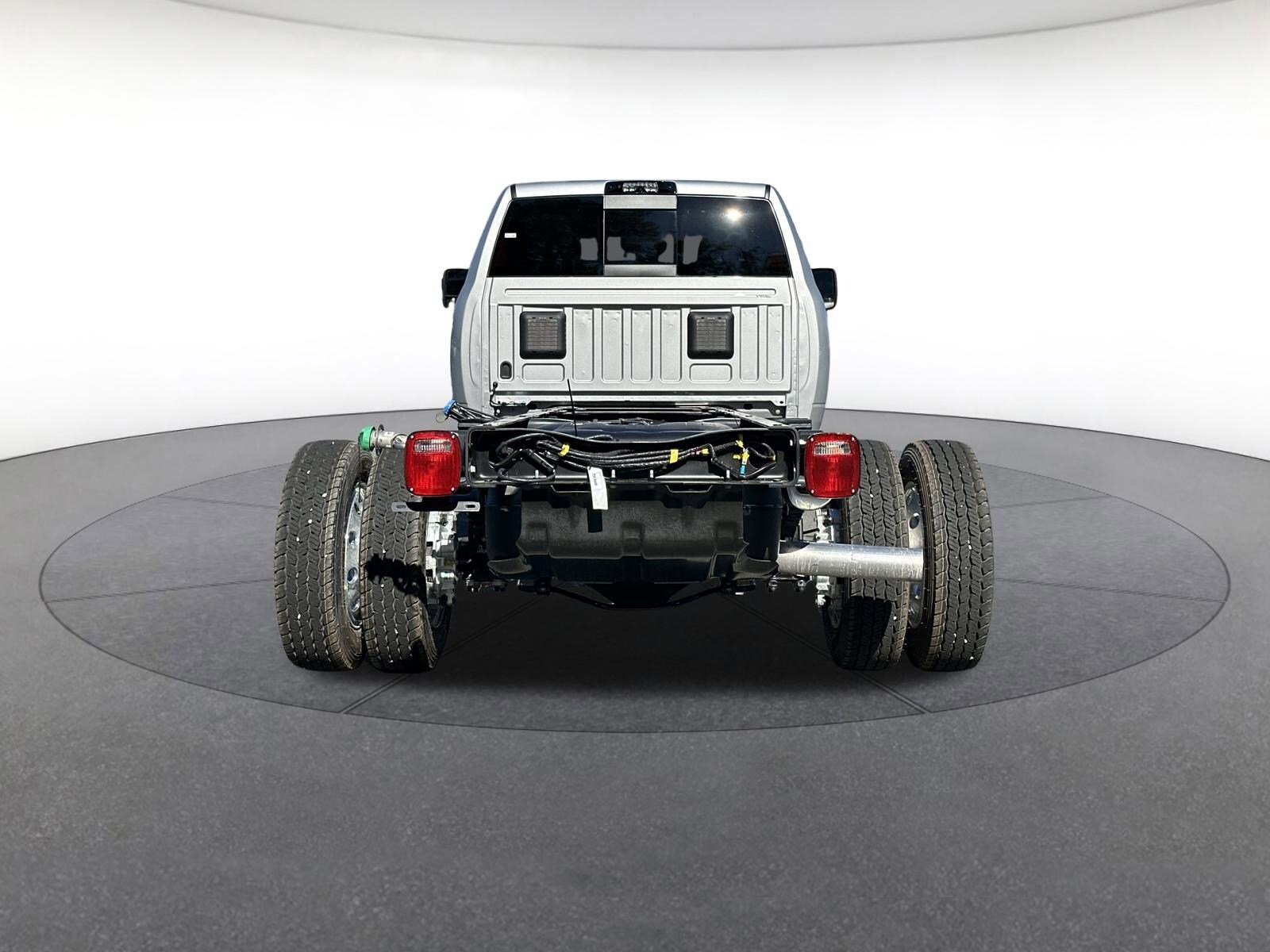 2026 Ram 5500 photo 4