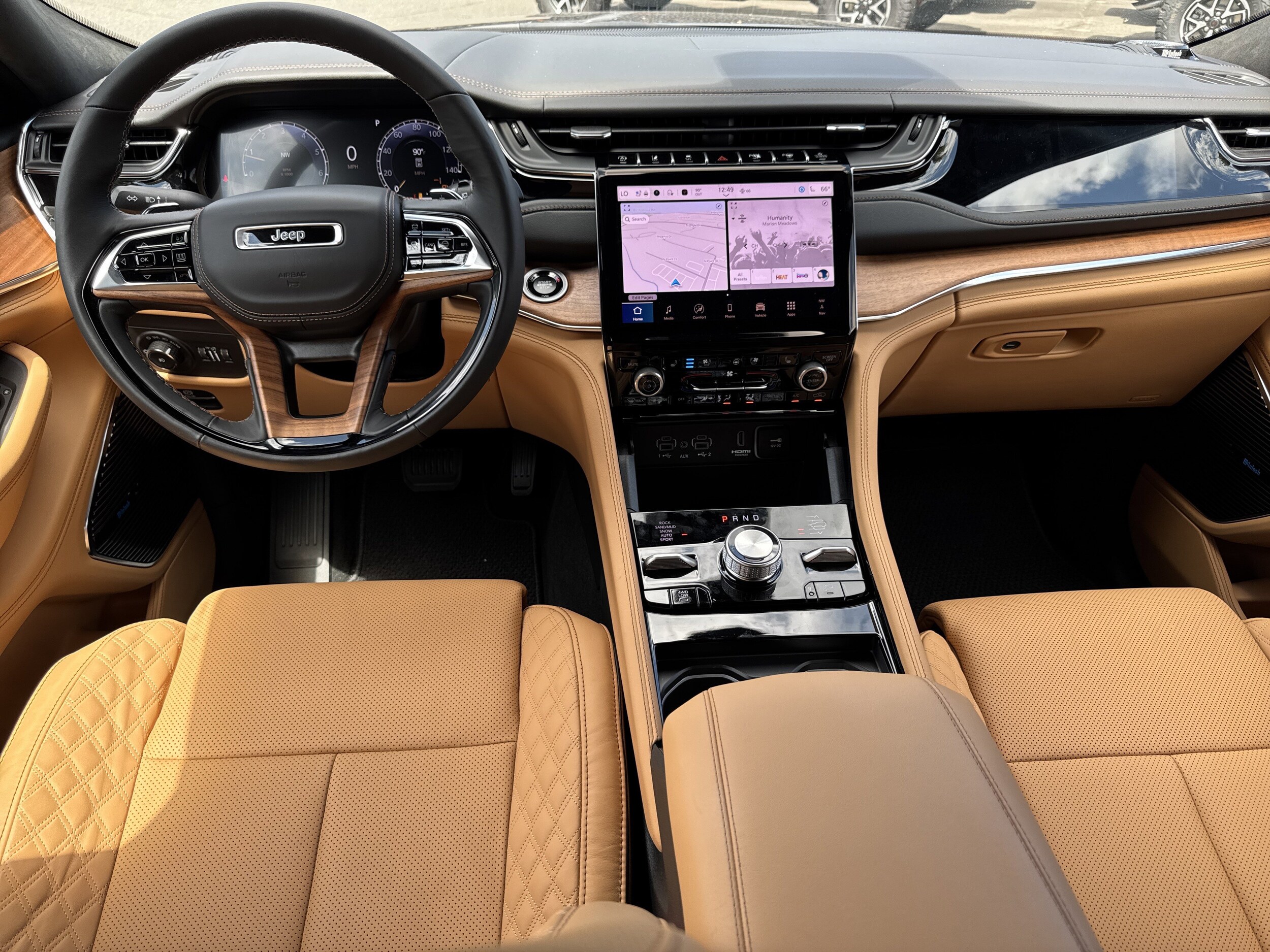 2025 Jeep Grand Cherokee L Summit Reserve photo 2