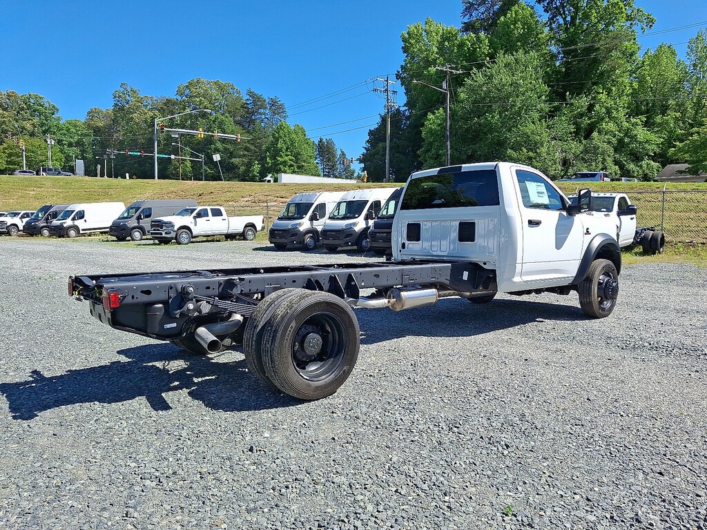 New 2025 Ram 5500 Chassis Cab 5500 TRADESMAN CHASSIS REGULAR CAB 4X2 108' CA Regular Cab