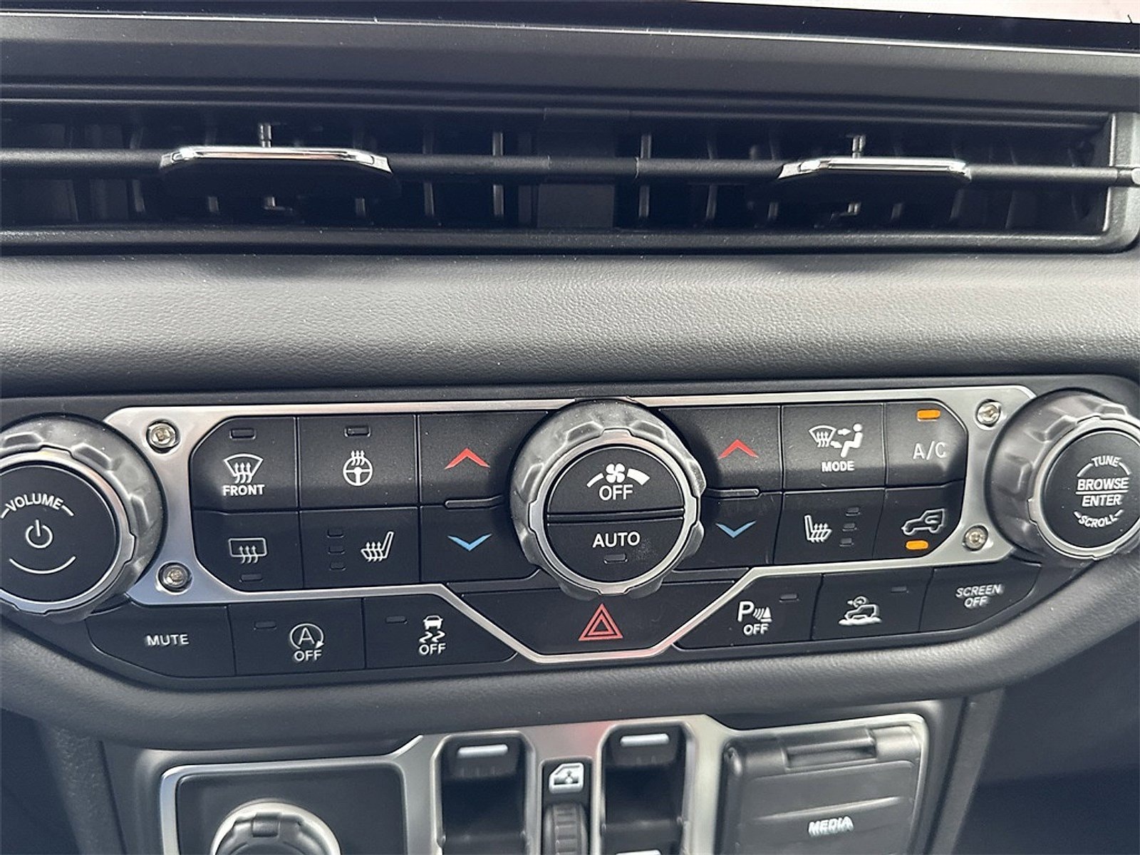 2025 Jeep Gladiator Mojave X - Photo 9