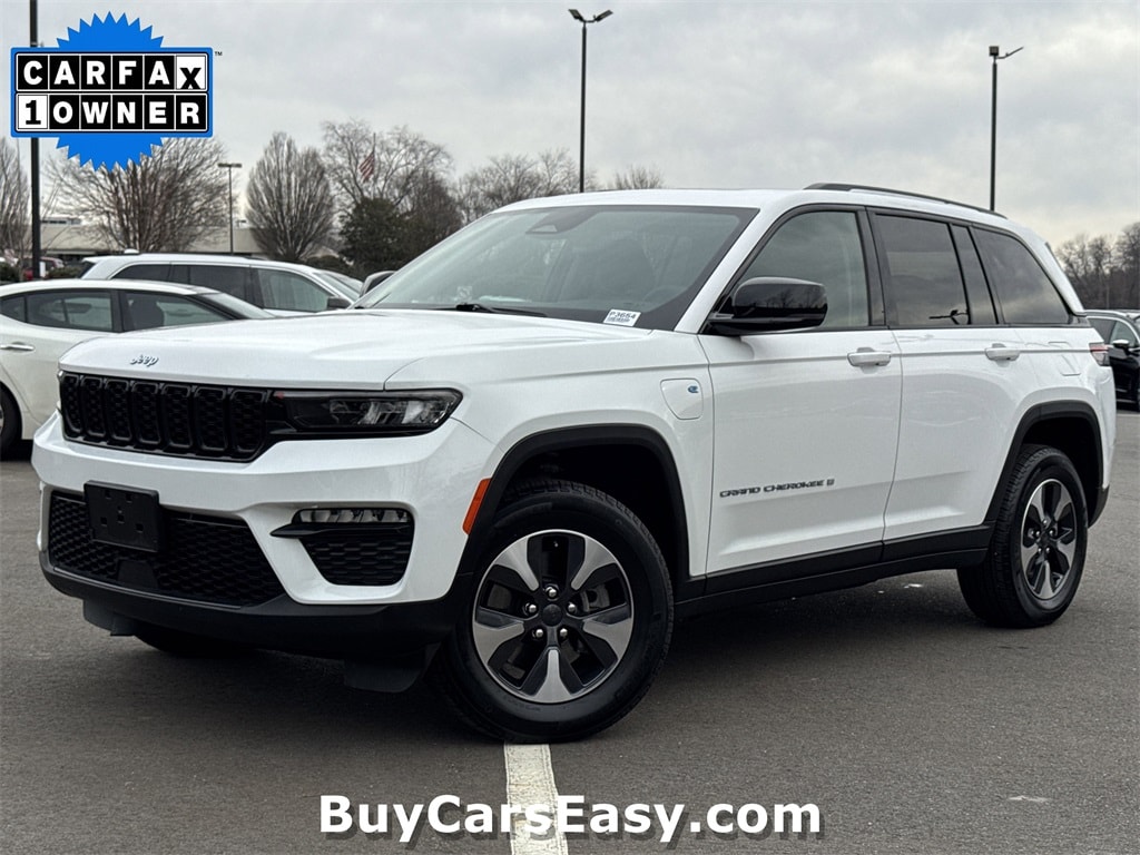 2023 Jeep Grand Cherokee 4xe's photo