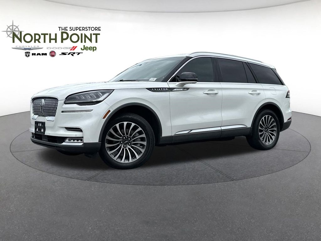 2021 Lincoln Aviator Reserve AWD's photo