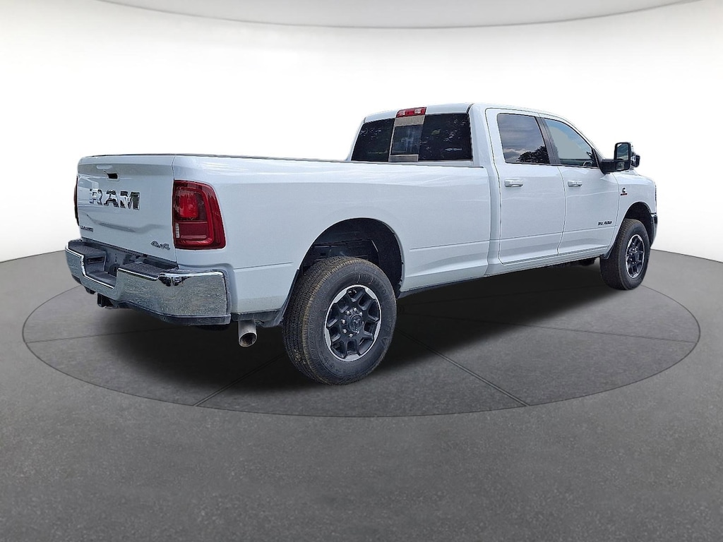 New 2025 Ram 2500 LARAMIE CREW CAB 4X4 8' BOX Crew Cab
