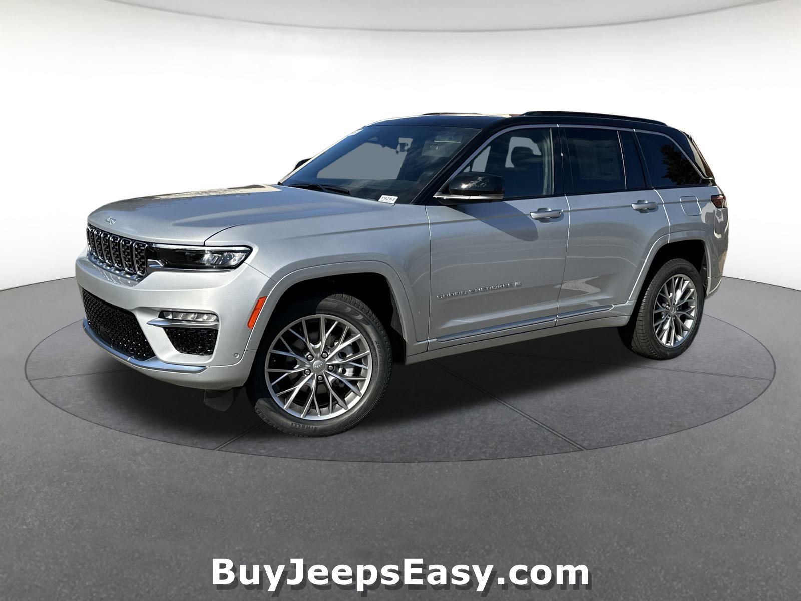 2025 Jeep Grand Cherokee Summit's photo