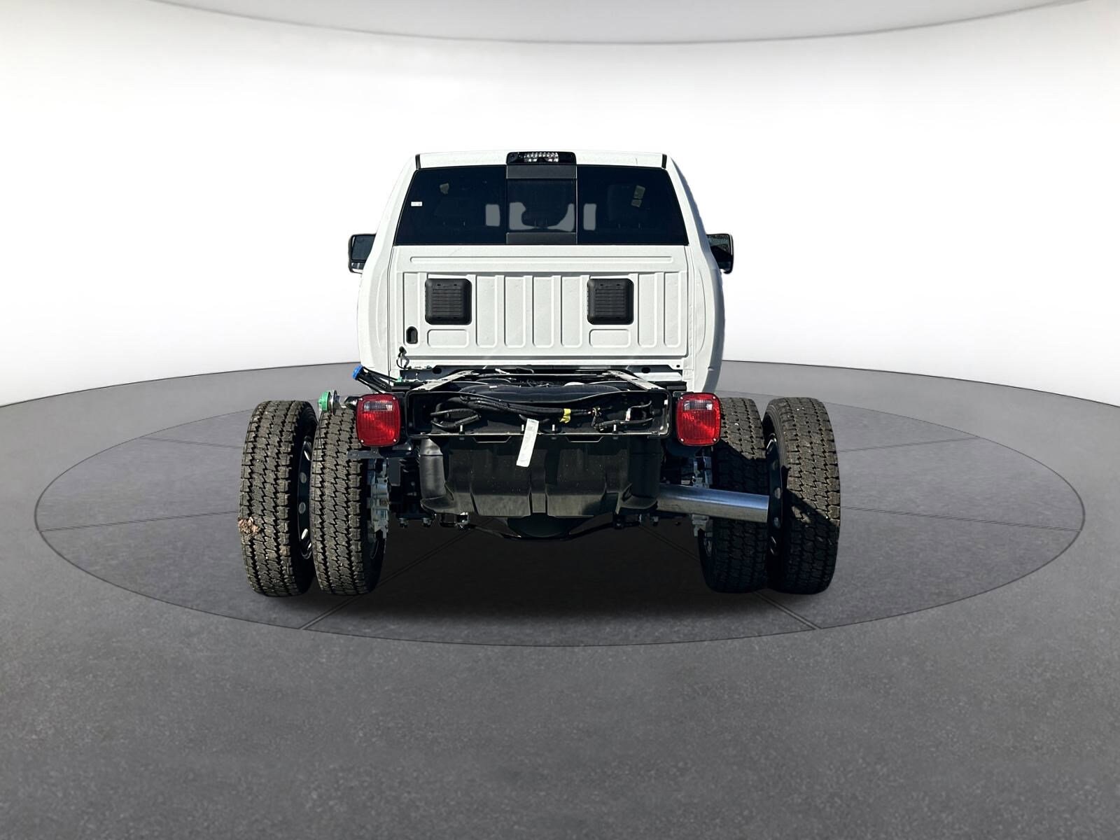 2026 Ram 5500 photo 4