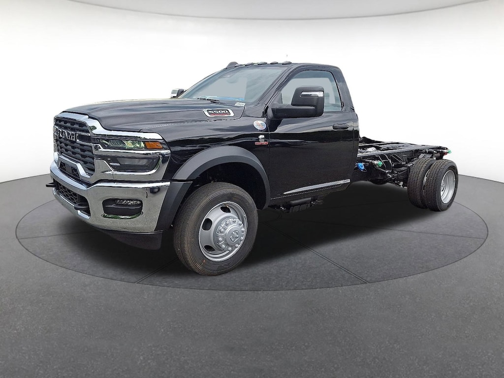 New 2025 Ram 5500 Chassis Cab 5500 TRADESMAN CHASSIS REGULAR CAB 4X4 84' CA Regular Cab