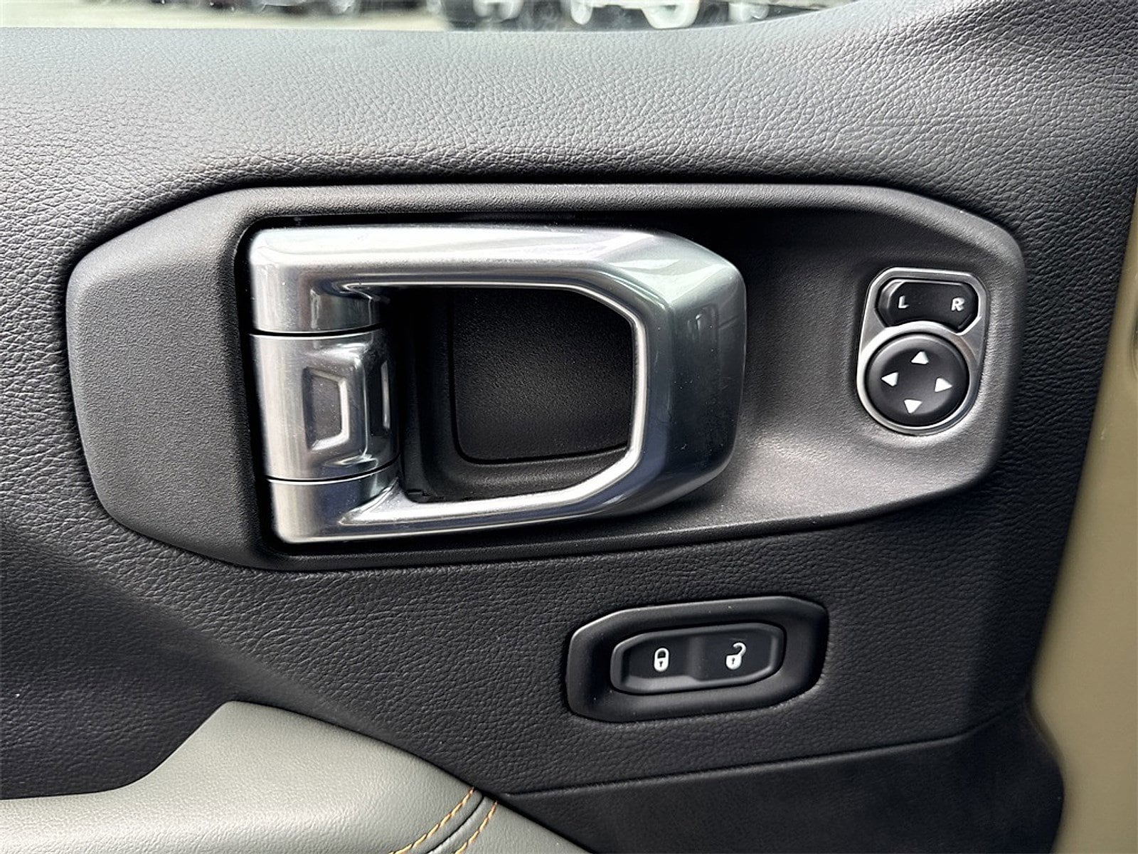 2025 Jeep Gladiator Mojave X - Photo 21