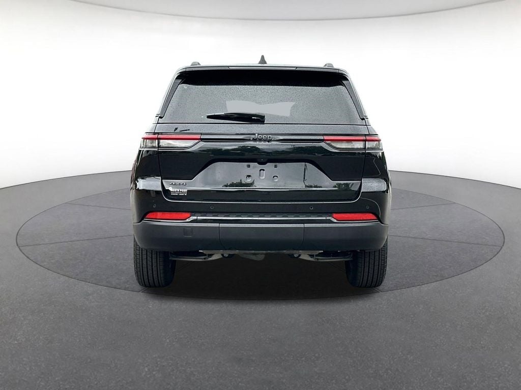Certified 2025 Jeep Grand Cherokee Altitude SUV