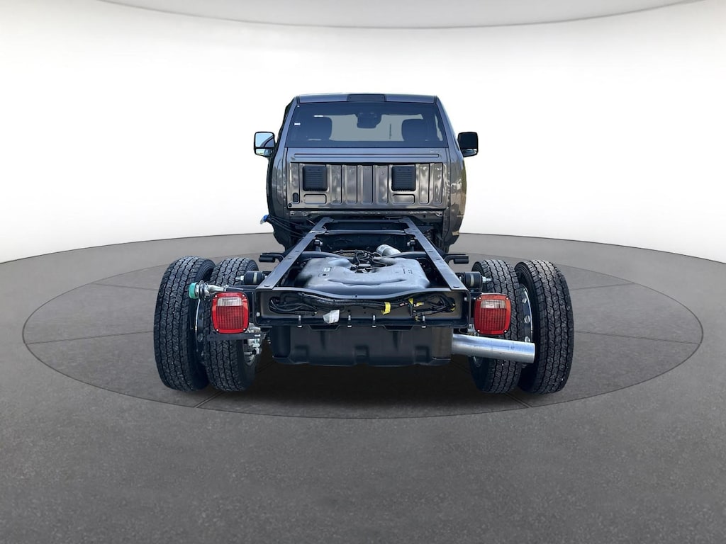 New 2026 Ram 5500 Chassis Cab TRADESMAN REGULAR 4X4 84' CA Regular Cab