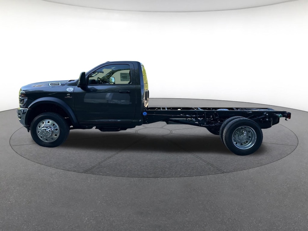 New 2026 Ram 5500 Chassis Cab TRADESMAN REGULAR 4X4 84' CA Regular Cab