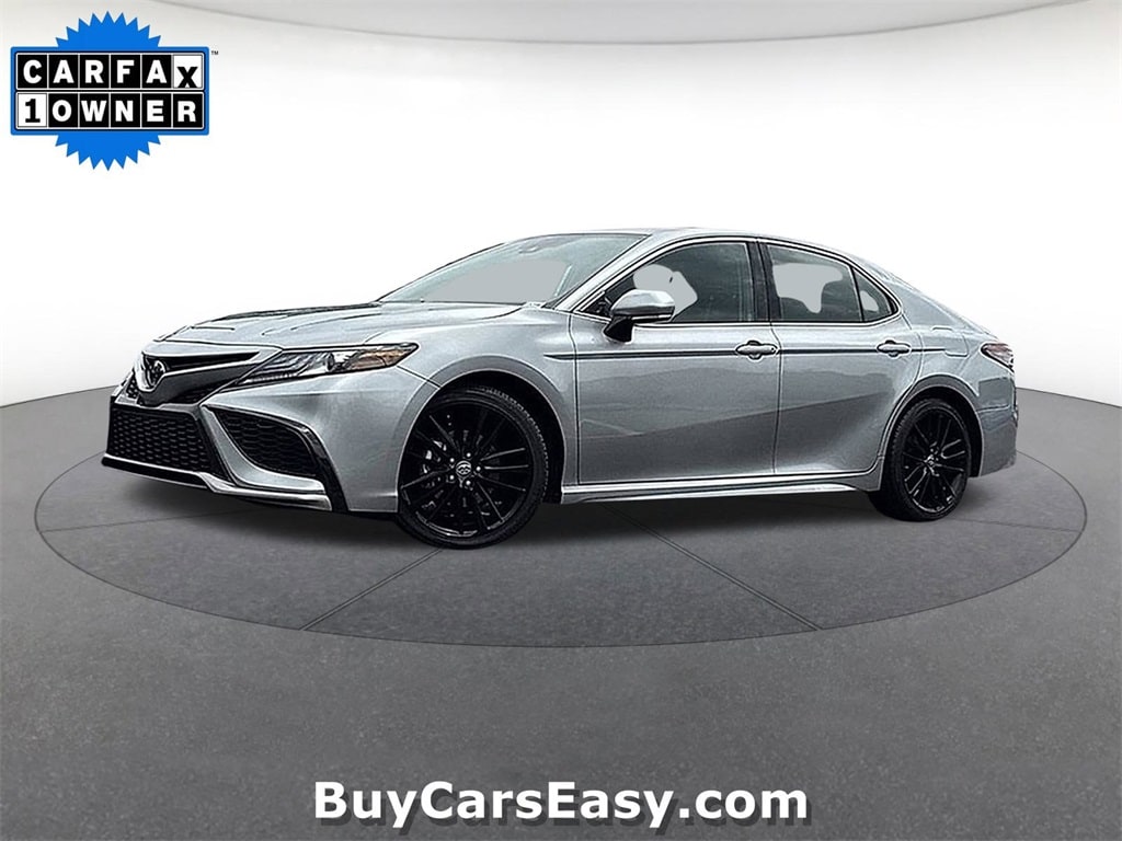 2024 Toyota Camry XSE's photo