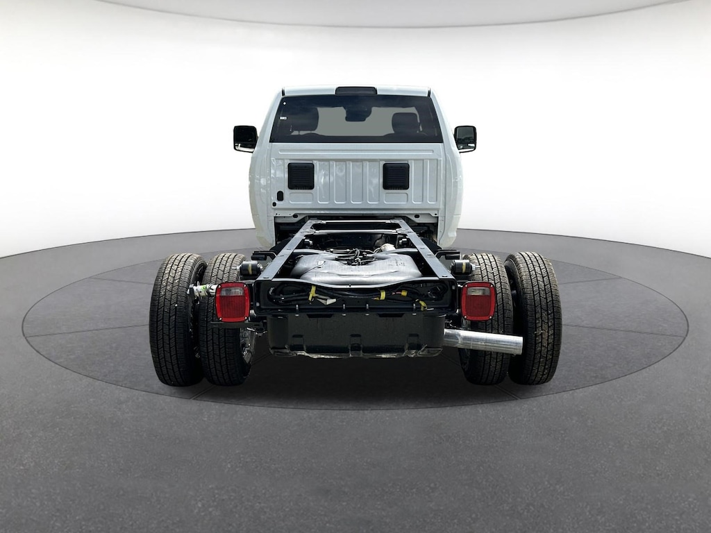 New 2026 Ram 3500 Chassis Cab TRADESMAN REGULAR 4X4 84' CA Regular Cab