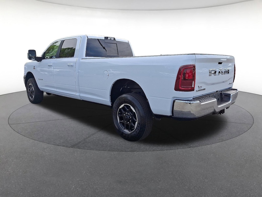 New 2025 Ram 2500 LARAMIE CREW CAB 4X4 8' BOX Crew Cab