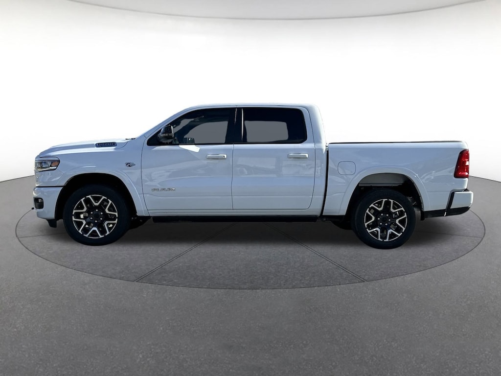 New 2026 Ram 1500 LARAMIE CREW CAB 4X4 5'7 BOX Crew Cab