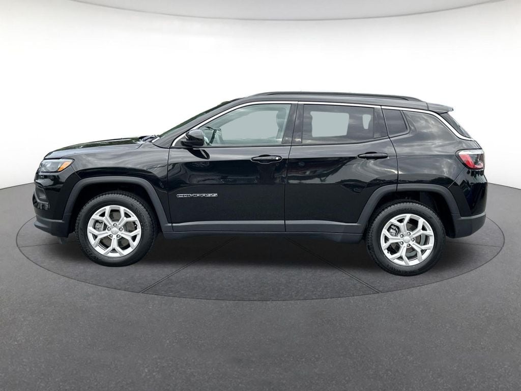 Used 2024 Jeep Compass Latitude SUV