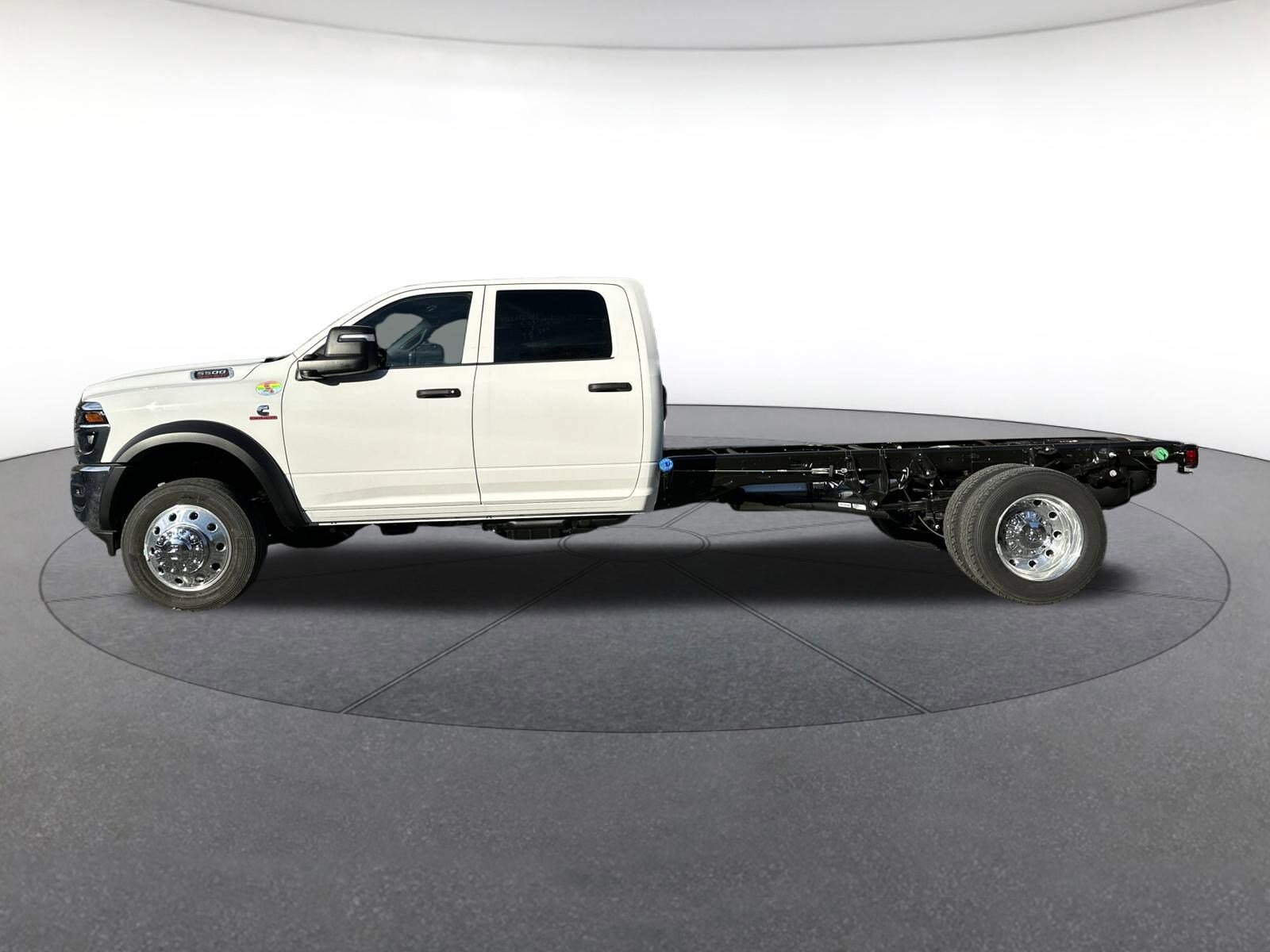 2026 Ram 5500 Tradesman photo 2